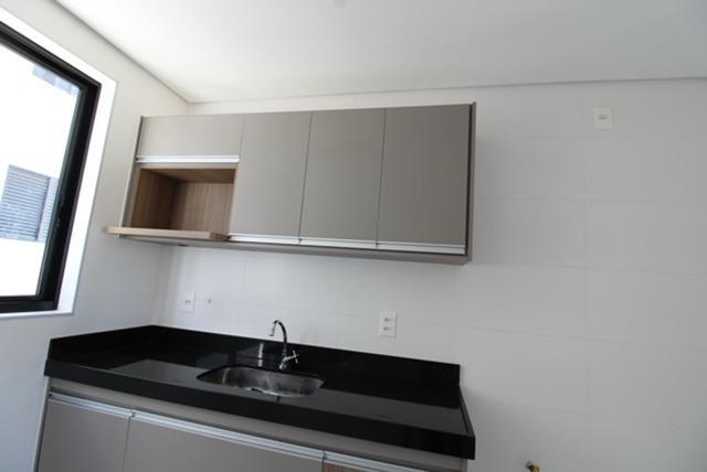 Apartamento, Floresta, 2 Quartos, 2 Vagas, 2 Suítes