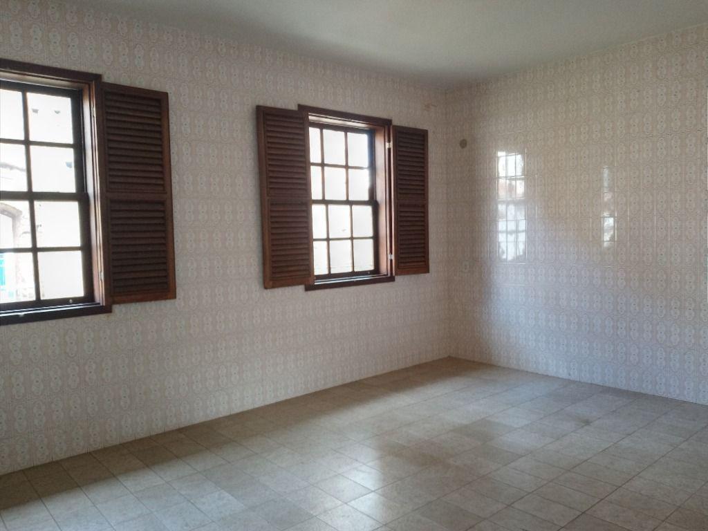 Casa, Centro, 3 Quartos, 2 Vagas