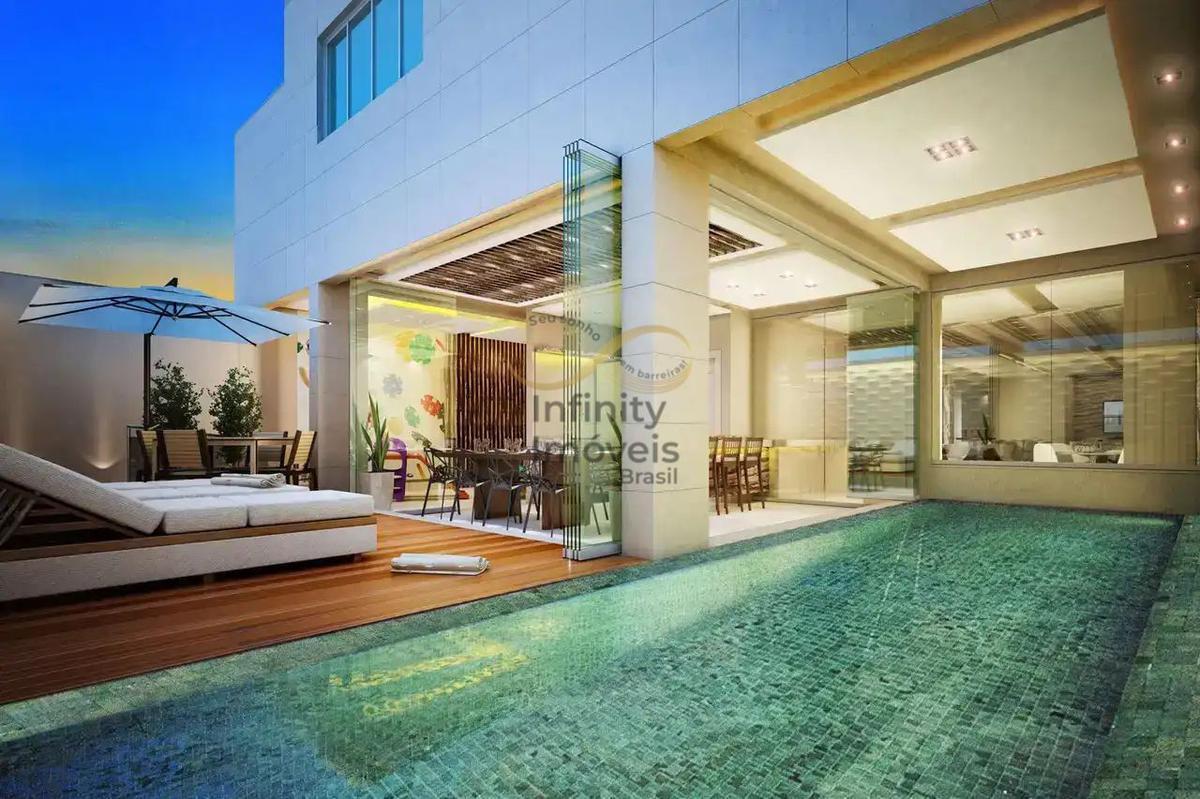 Apartamento, Funcionários, 4 Quartos