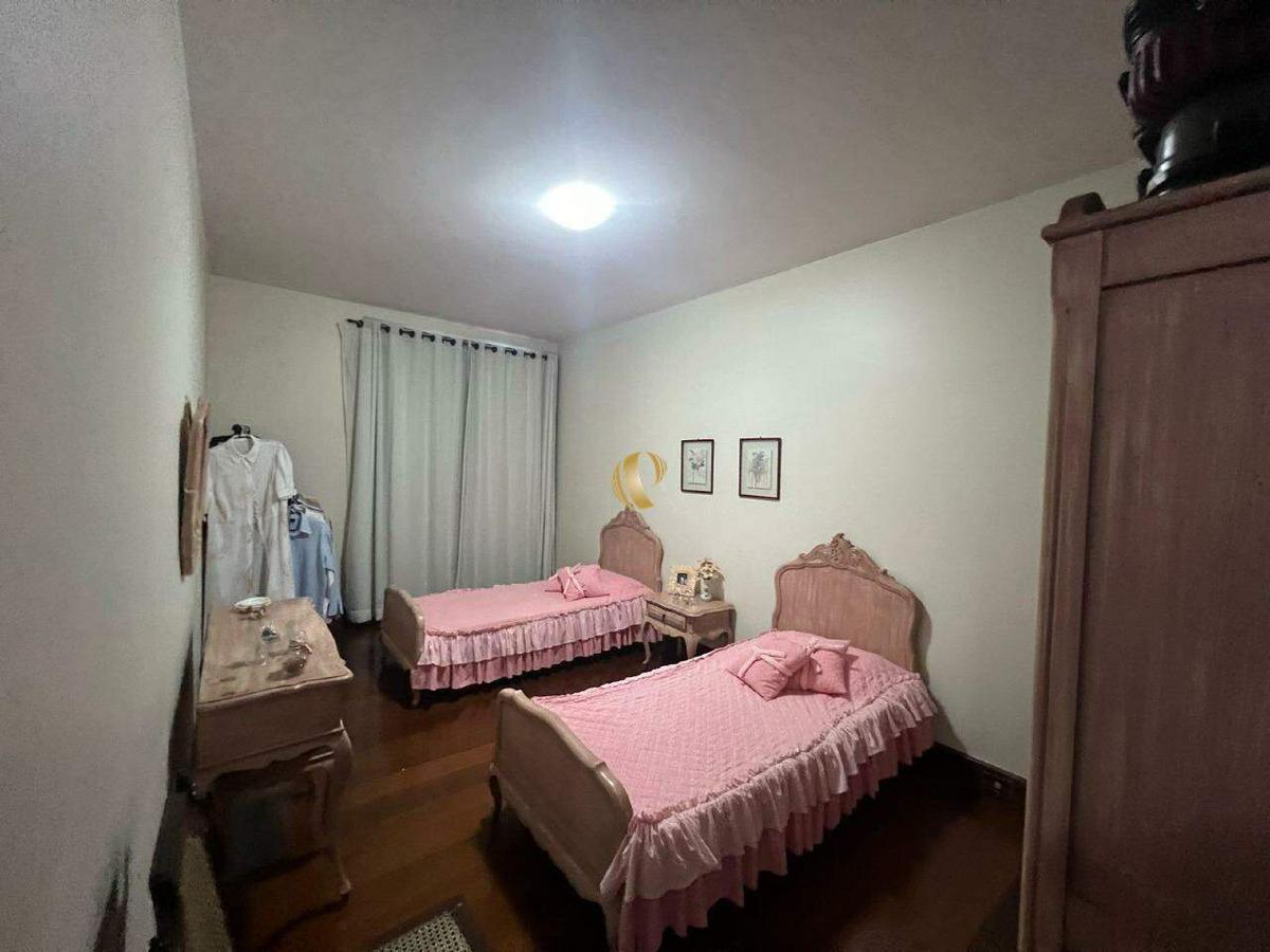 Casa, Jardim Cambuí, 6 Quartos, 8 Vagas, 4 Suítes