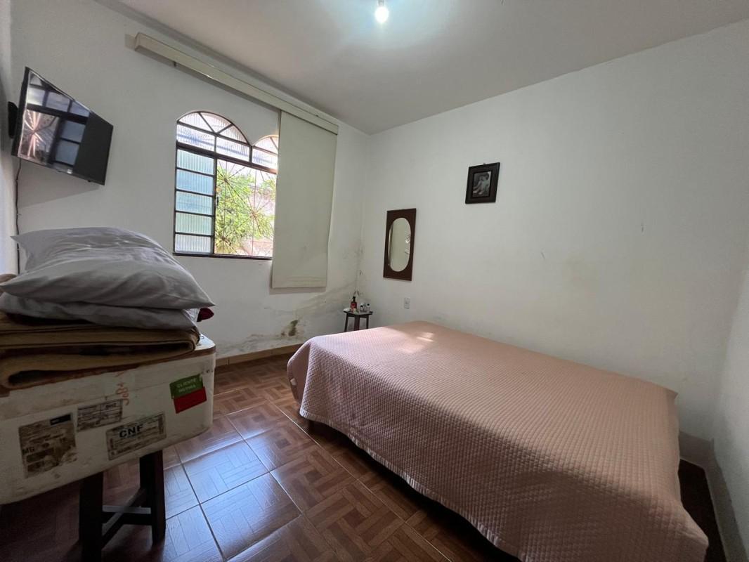 Casa, Milionários, 3 Quartos, 1 Vaga, 1 Suíte
