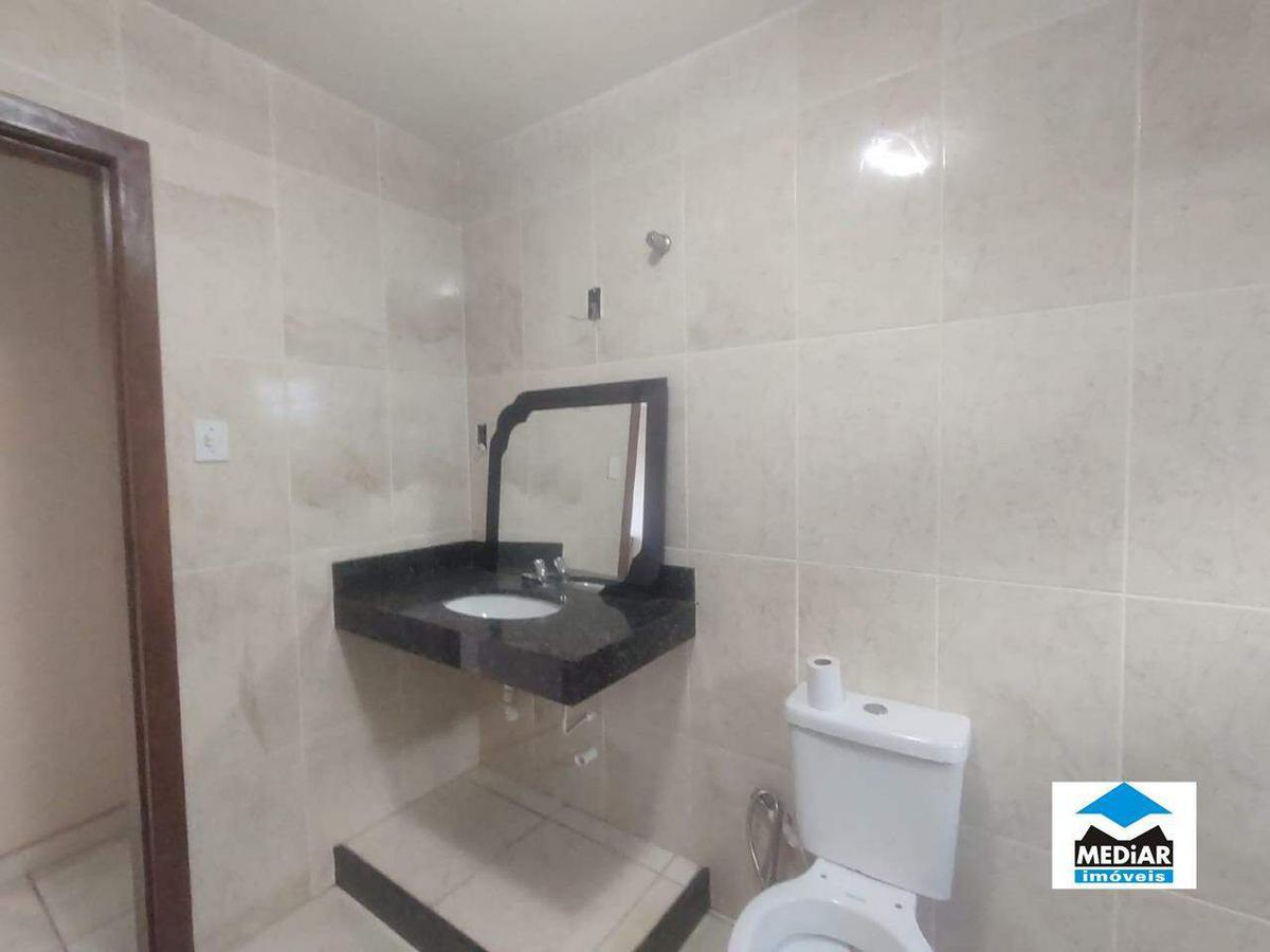 Casa, Sagrada Família, 5 Quartos, 6 Vagas, 1 Suíte