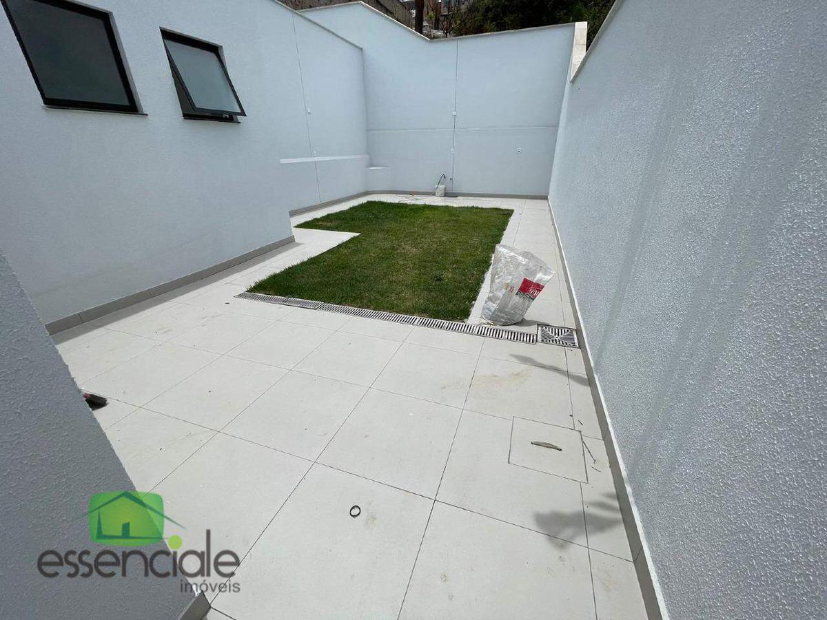 Casa, Europa, 3 Quartos, 3 Vagas, 1 Suíte