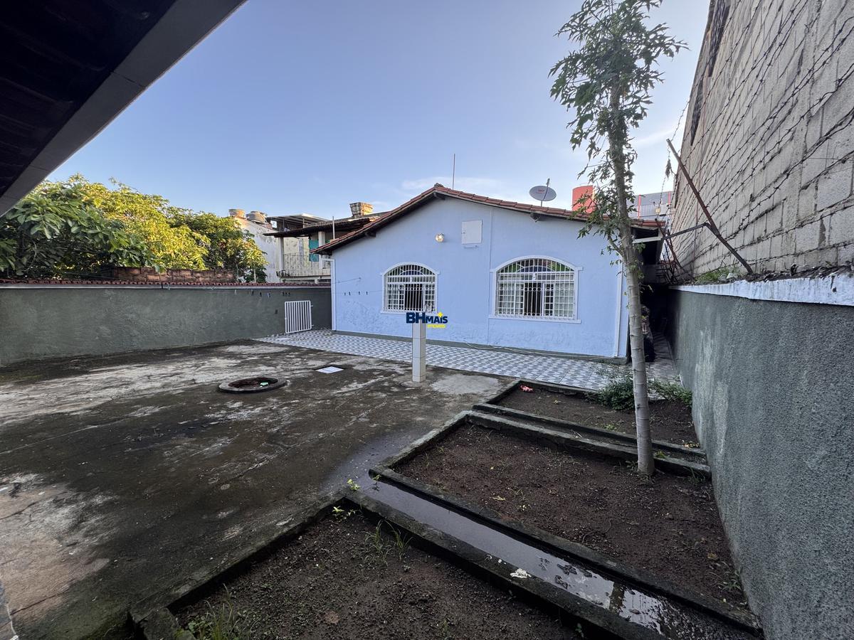 Casa, São Salvador, 3 Quartos, 2 Vagas, 1 Suíte