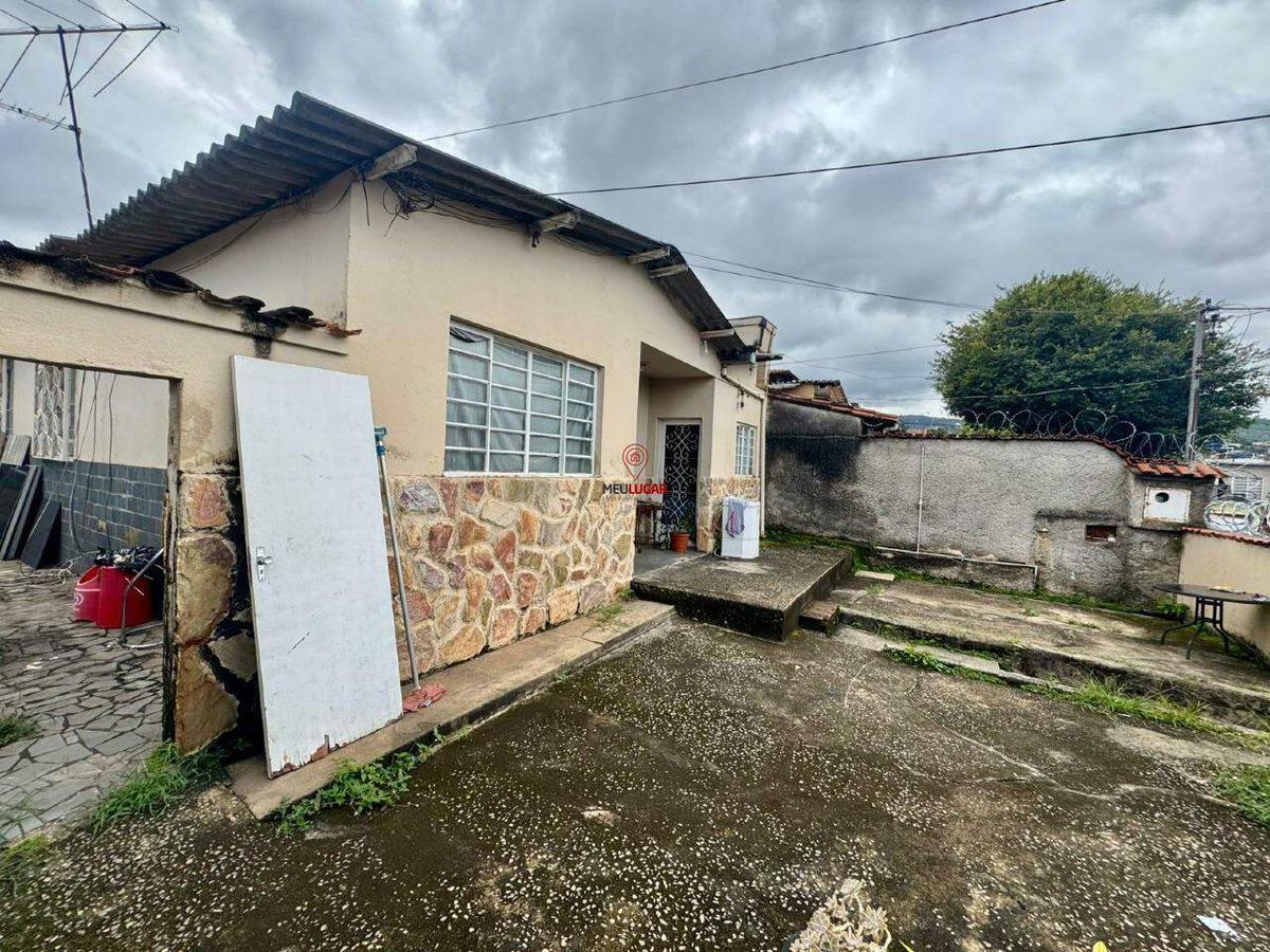 Casa, Cardoso, 4 Quartos, 0 Vaga, 2 Suítes