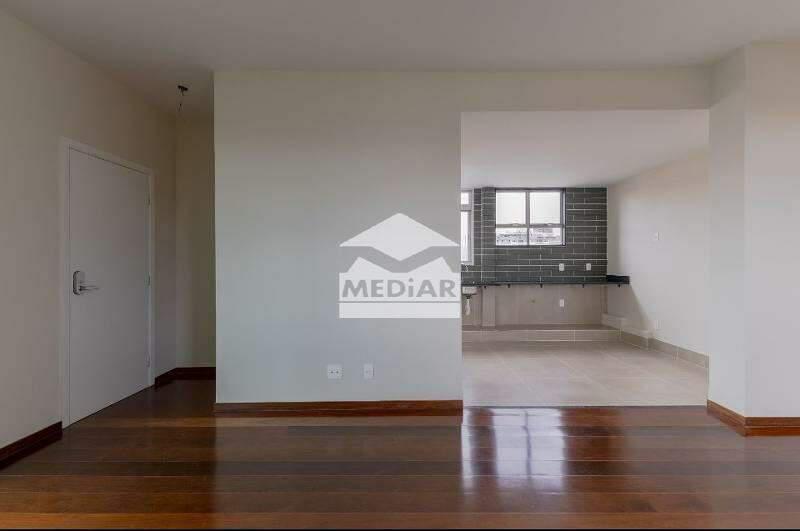 Apartamento, Santo Agostinho, 3 Quartos, 2 Vagas, 1 Suíte