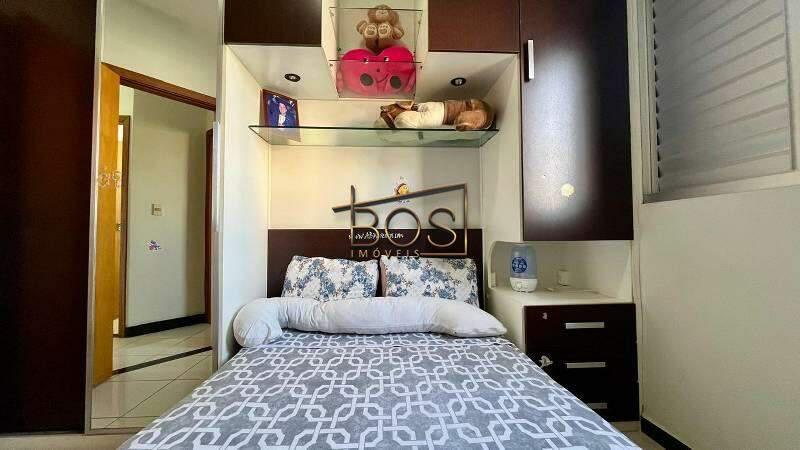 Apartamento, Sagrada Família, 3 Quartos, 2 Vagas, 1 Suíte