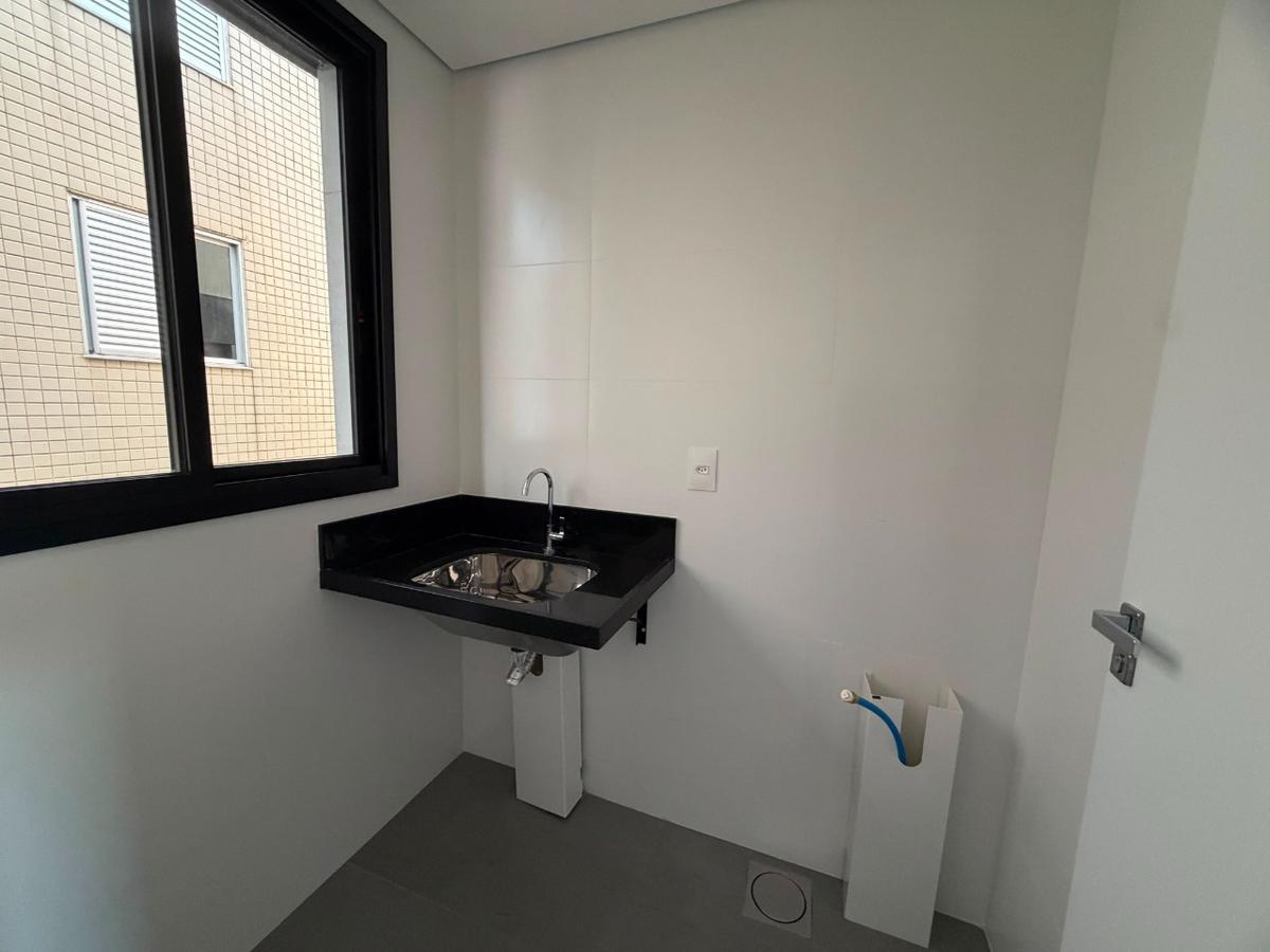 Cobertura, Cidade Nova, 4 Quartos, 3 Vagas, 2 Suítes