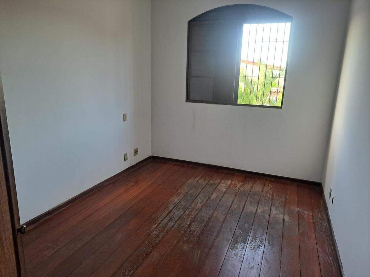 Casa, Nova Suíssa, 4 Quartos, 3 Vagas, 1 Suíte