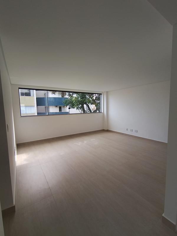 Cobertura, Prado, 3 Quartos, 2 Vagas, 1 Suíte