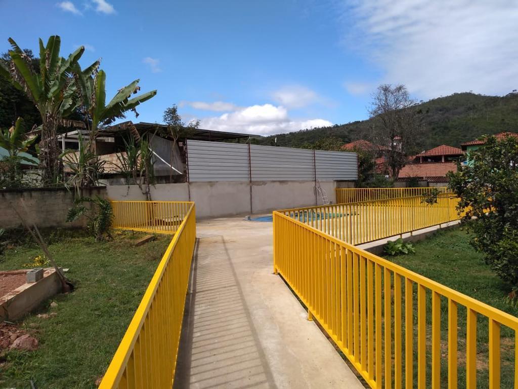 Casa, Pompeu, 1 Quarto, 20 Vagas