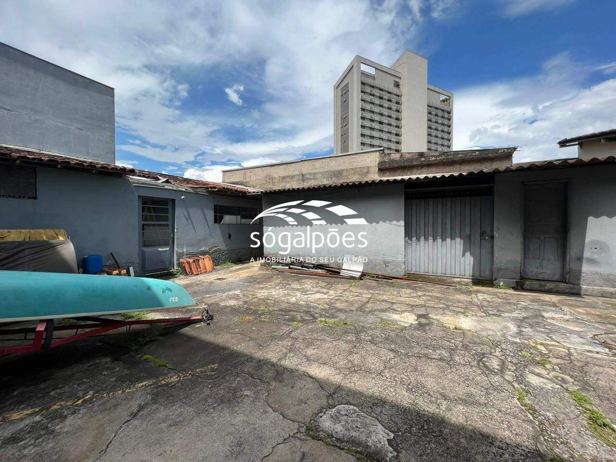 Galpão, Vila Oeste