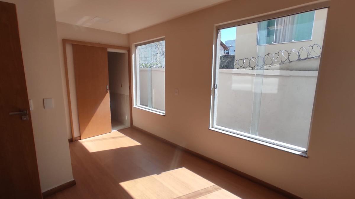 Casa, Santa Rosa, 3 Quartos, 4 Vagas, 1 Suíte