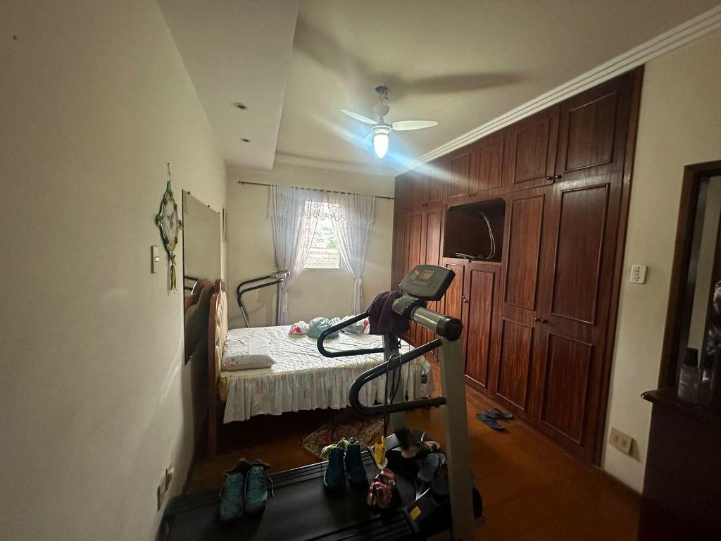 Cobertura, Centro, 4 Quartos, 2 Vagas, 1 Suíte