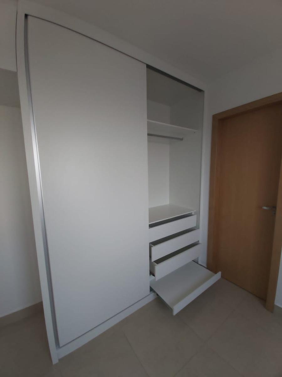 Apartamento, Sagrada Família, 1 Quarto, 1 Vaga