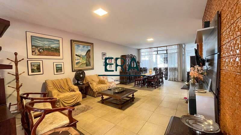 Casa, Serra, 7 Quartos, 8 Vagas, 2 Suítes