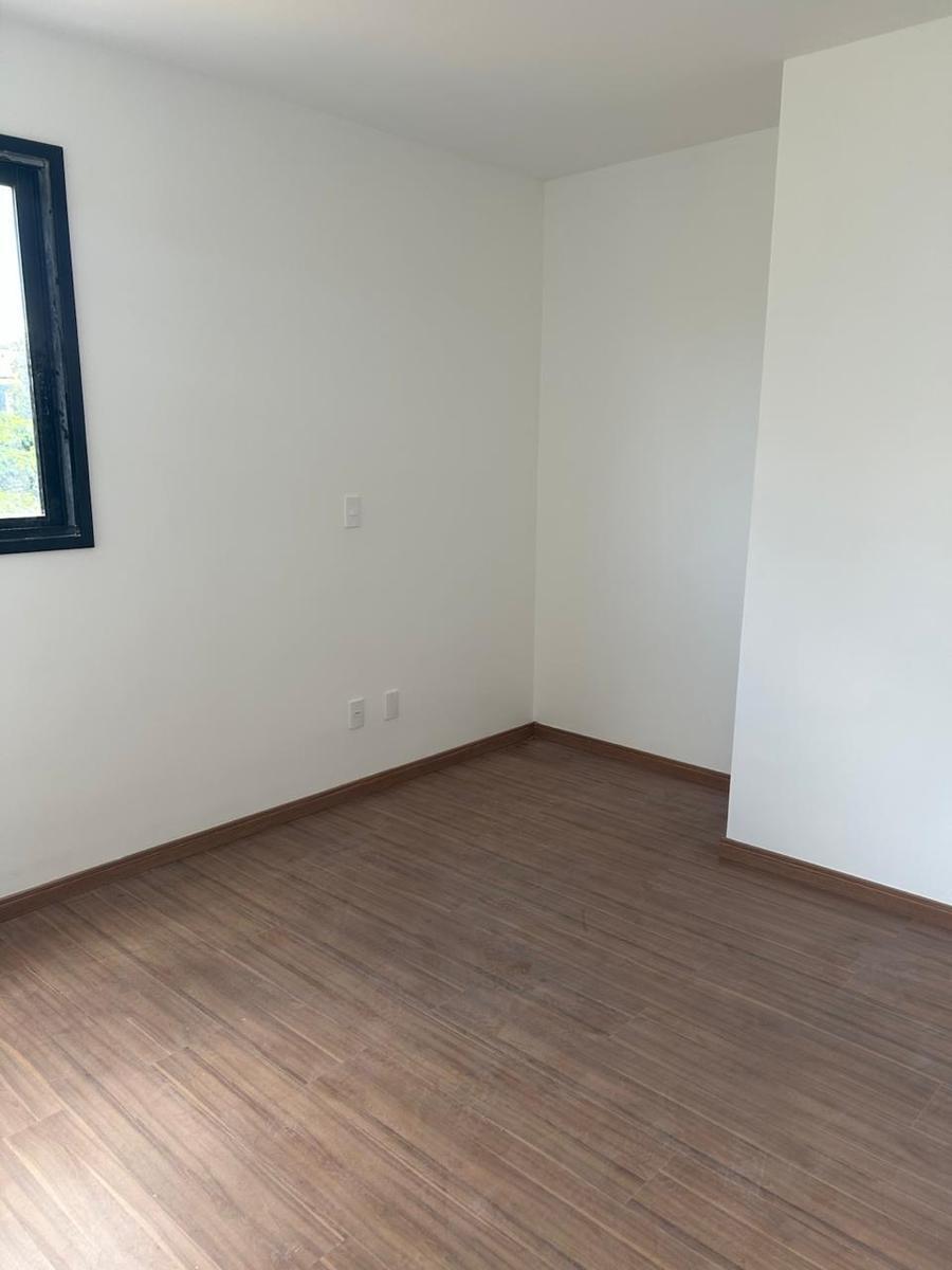 Cobertura, Sagrada Família, 4 Quartos, 2 Vagas, 1 Suíte