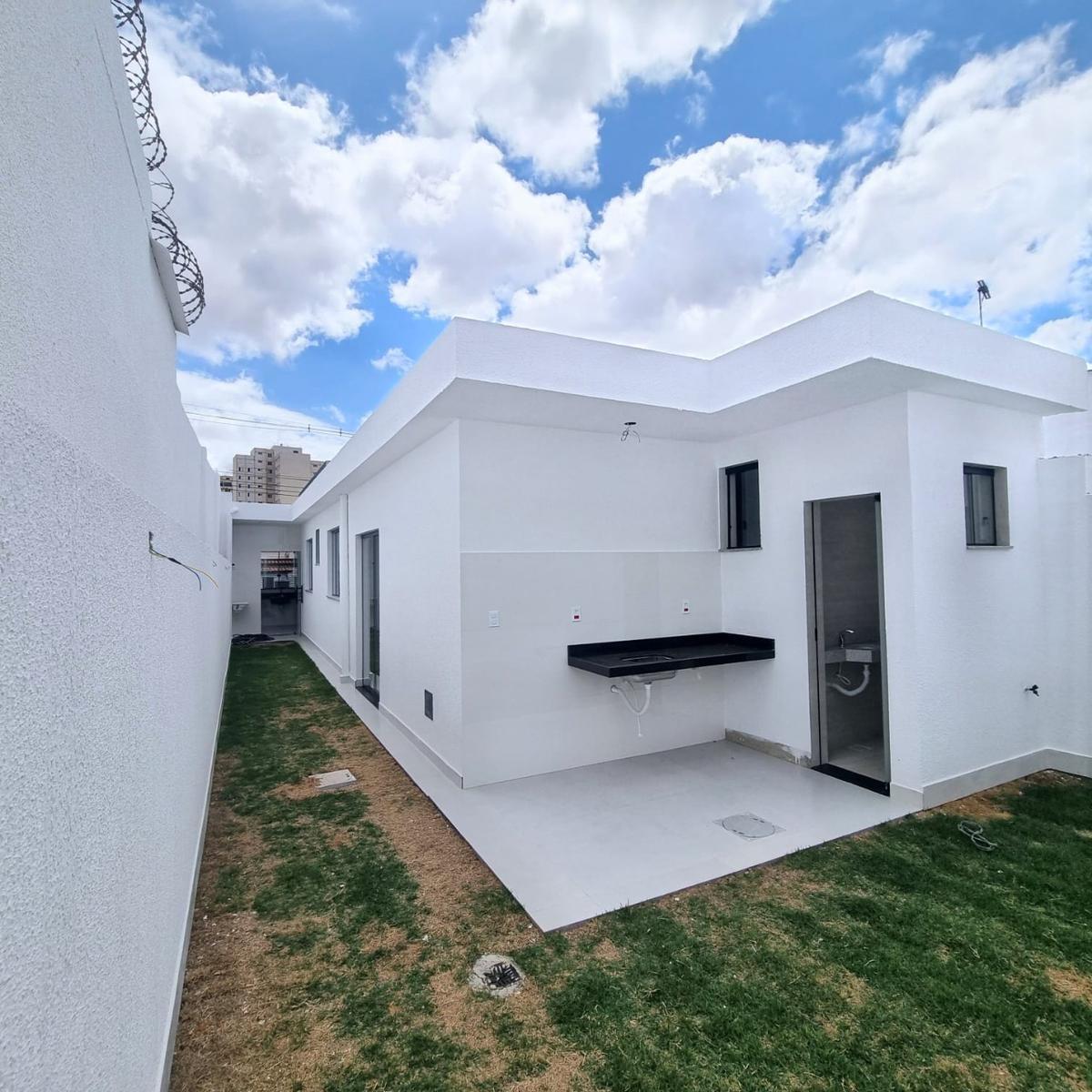 Casa, Planalto, 3 Quartos, 3 Vagas, 1 Suíte