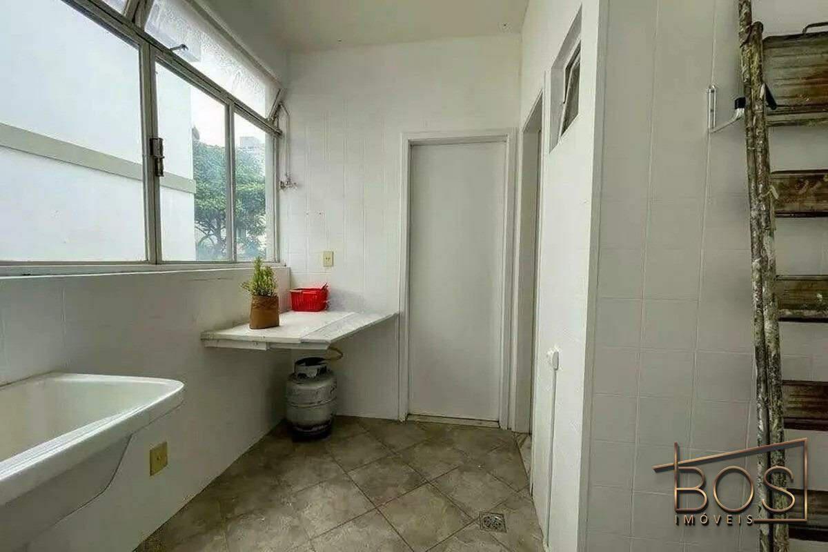 Cobertura, Luxemburgo, 4 Quartos, 2 Vagas, 1 Suíte