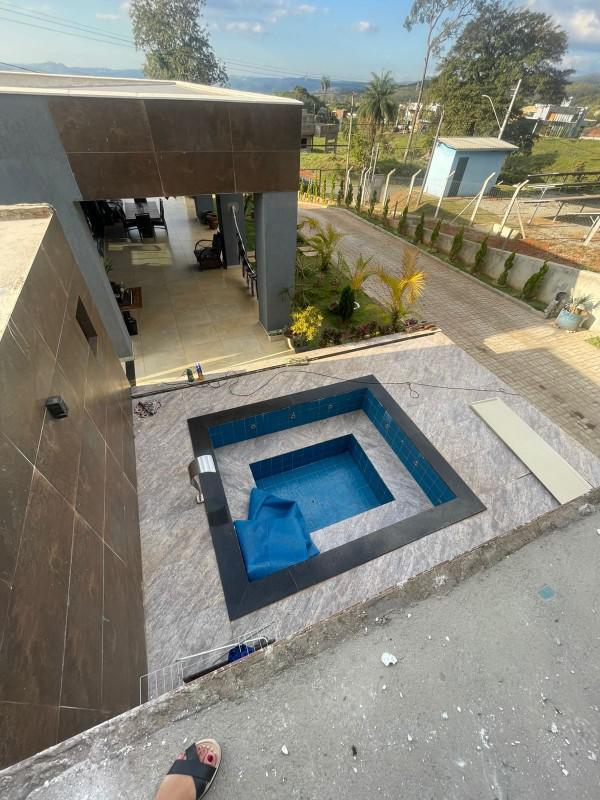 Casa, Serra dos Bandeirantes, 3 Quartos, 4 Vagas, 2 Suítes