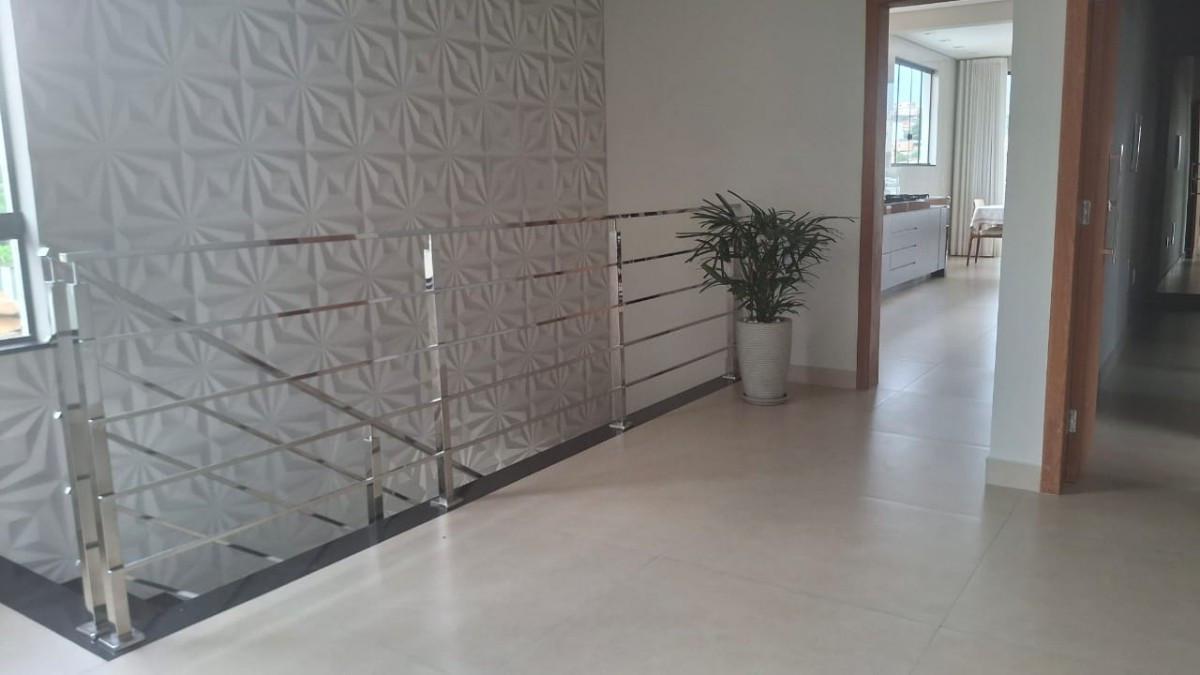 Casa, São Gonçalo, 3 Quartos, 2 Vagas, 1 Suíte