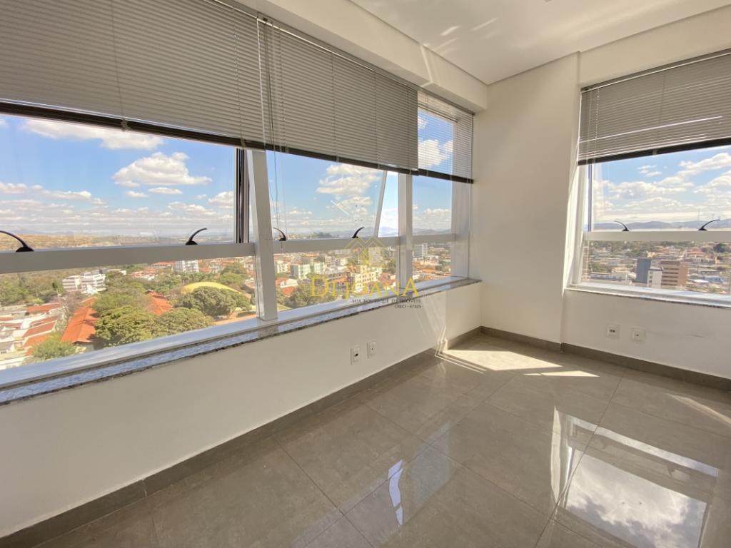 Sala, Centro, 0 Quarto, 1 Vaga