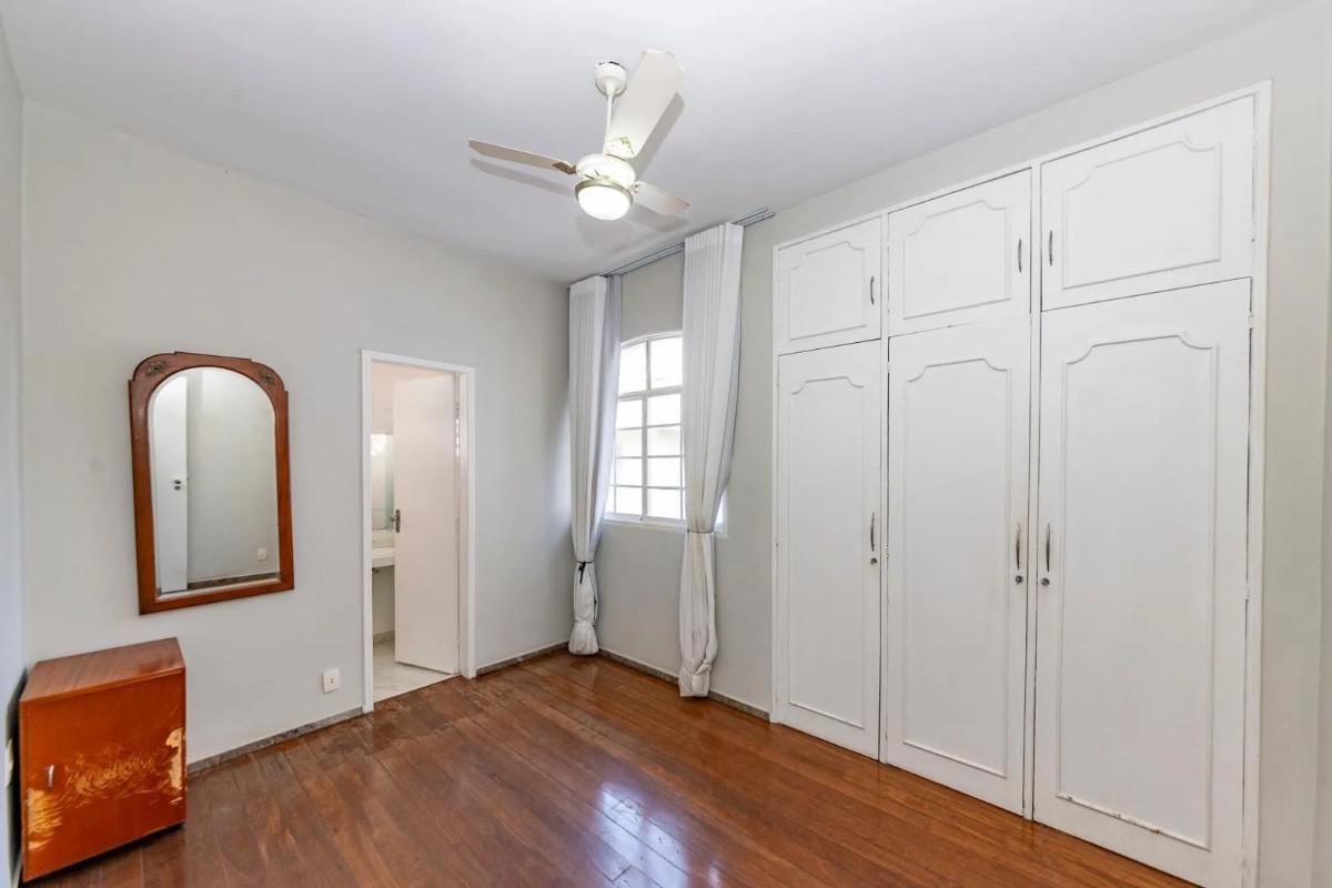 Apartamento, Coração de Jesus, 4 Quartos, 2 Vagas, 1 Suíte