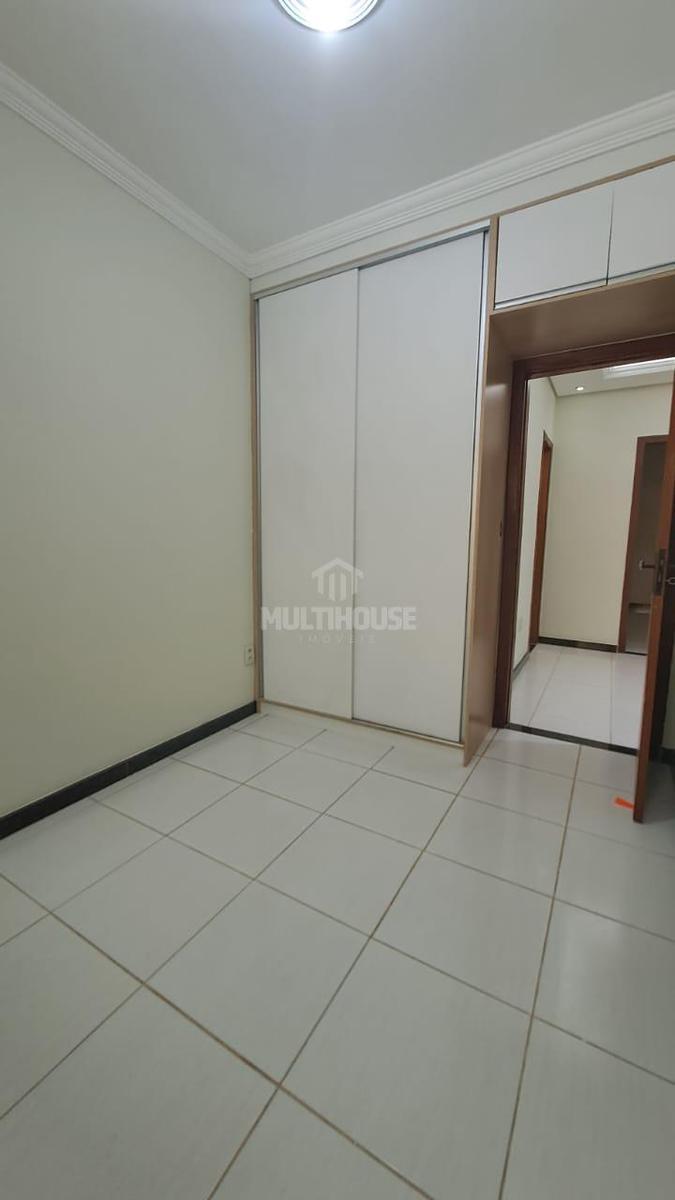 Casa, Santa Branca, 2 Quartos, 1 Vaga