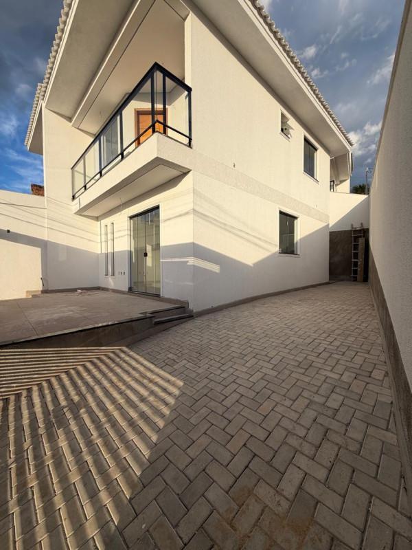 Casa, Masterville, 3 Quartos, 2 Vagas, 1 Suíte