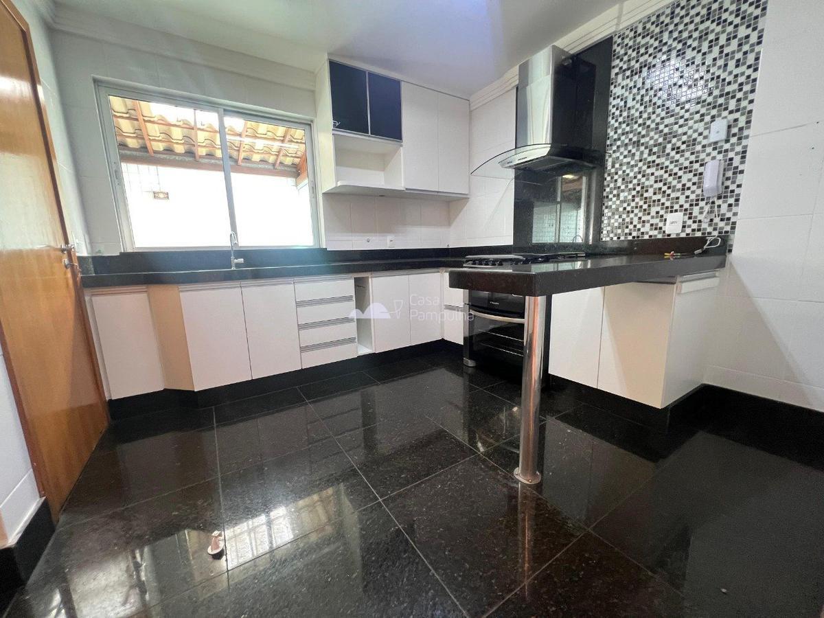 Apartamento, Liberdade, 4 Quartos, 2 Vagas, 2 Suítes