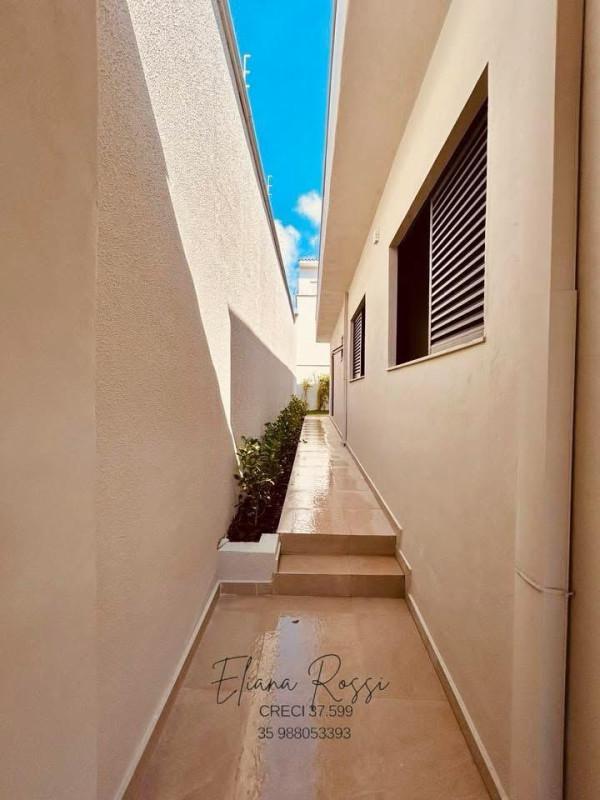 Casa, Campos Elíseos, 3 Quartos, 2 Vagas, 1 Suíte