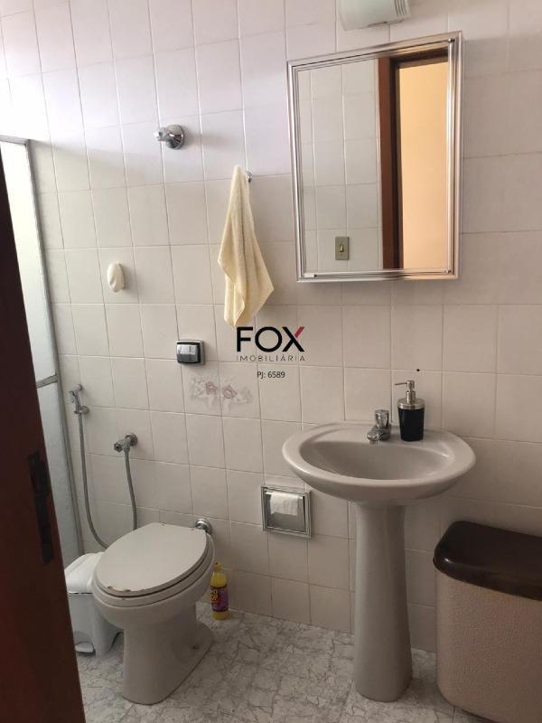 Casa, Centro, 4 Quartos, 2 Vagas, 2 Suítes