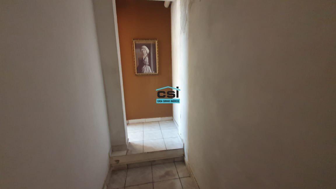 Casa, Lagoinha, 6 Quartos, 0 Vaga, 2 Suítes