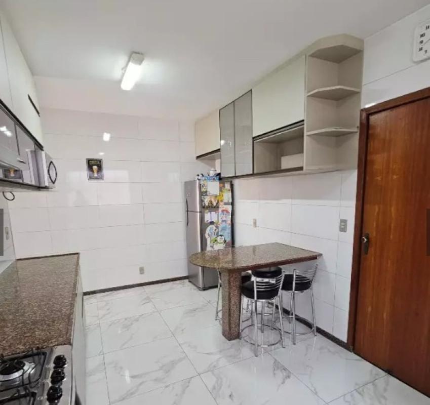 Casa, Castelo, 3 Quartos, 3 Vagas, 2 Suítes