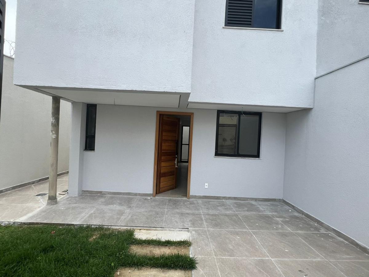 Casa, Planalto, 3 Quartos, 2 Vagas, 1 Suíte