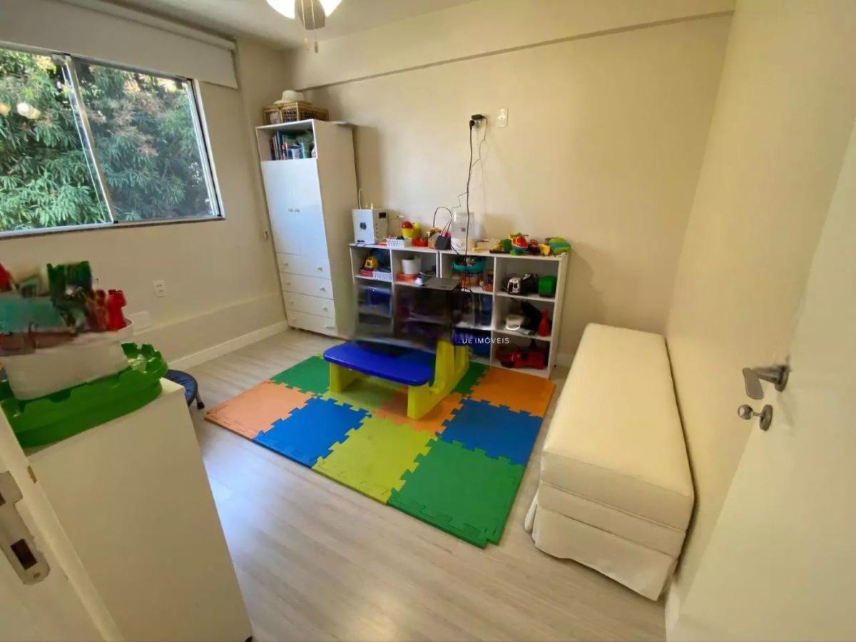 Apartamento, Sagrada Família, 3 Quartos, 1 Vaga, 1 Suíte