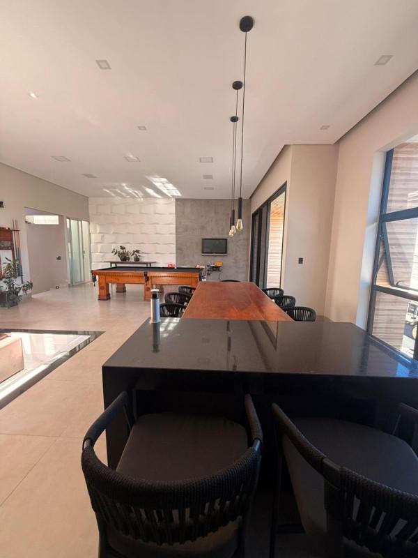 Casa, Campos Elíseos, 3 Quartos, 4 Vagas, 1 Suíte
