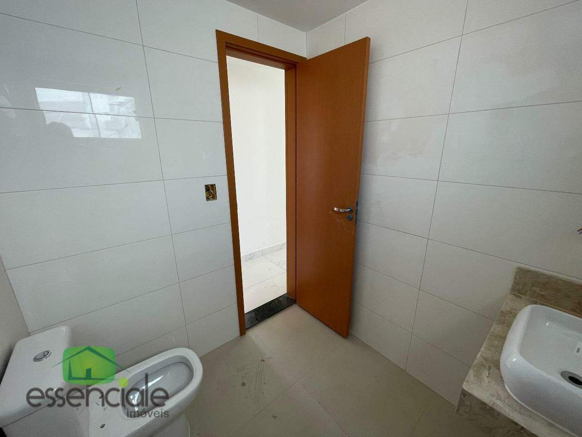 Cobertura, Santa Cruz Industrial, 3 Quartos, 2 Vagas, 1 Suíte