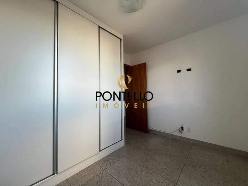 Apartamento, Sagrada Família, 3 Quartos, 2 Vagas, 1 Suíte