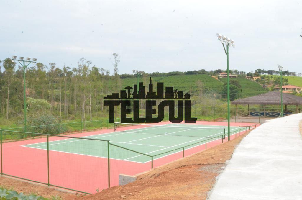 Lote, Centro, 0 Quarto, 0 Vaga