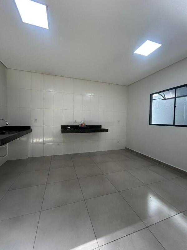 Casa Comercial, Vila Clóris, 3 Quartos, 2 Vagas, 1 Suíte