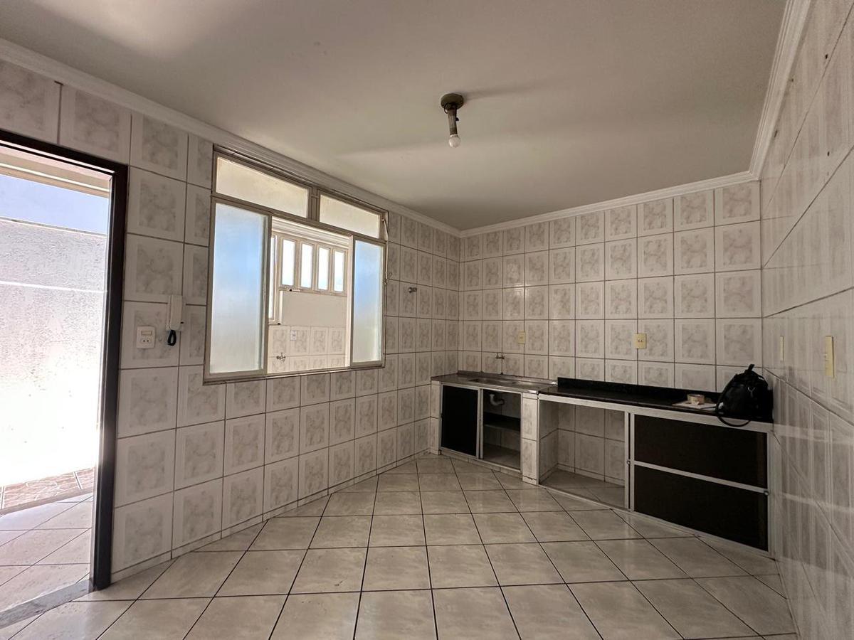Apartamento, Caravelas, 2 Quartos, 1 Vaga