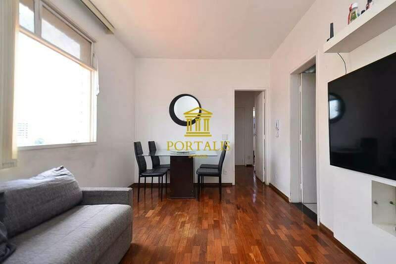 Apartamento, Floresta, 3 Quartos, 1 Vaga
