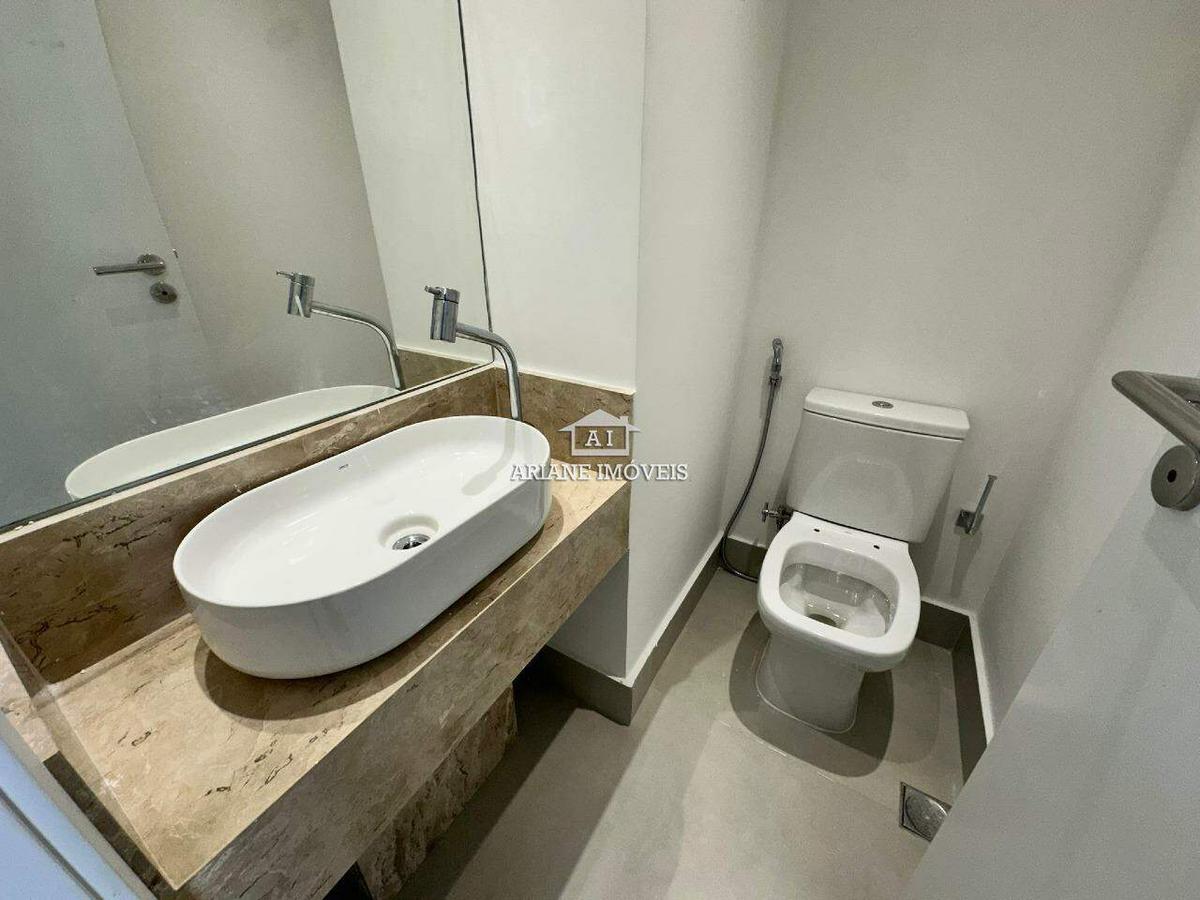 Apartamento, Funcionários, 2 Quartos, 2 Vagas, 2 Suítes