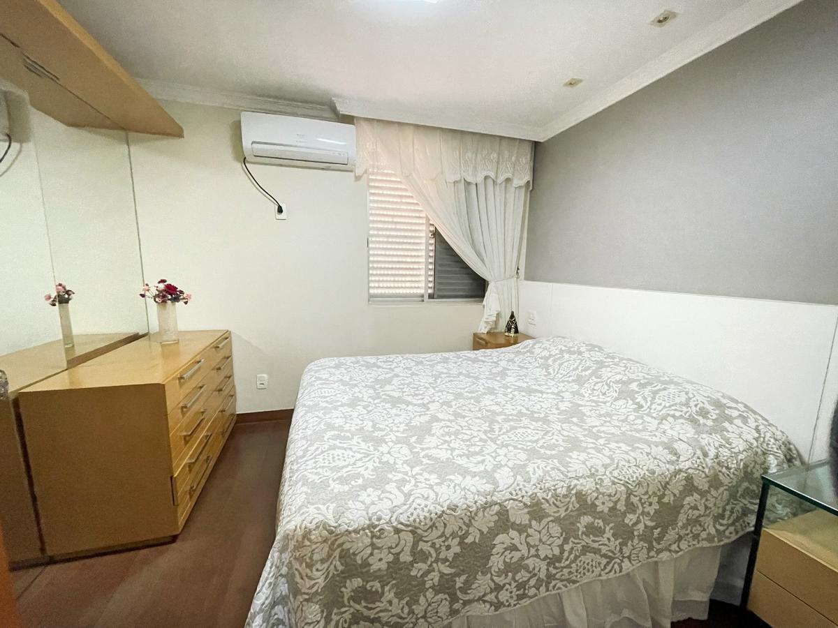 Cobertura, Sagrada Família, 4 Quartos, 2 Vagas, 2 Suítes