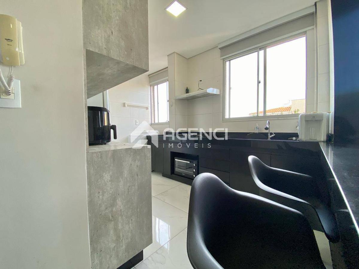 Apartamento, Cabral, 2 Quartos, 0 Vaga, 1 Suíte