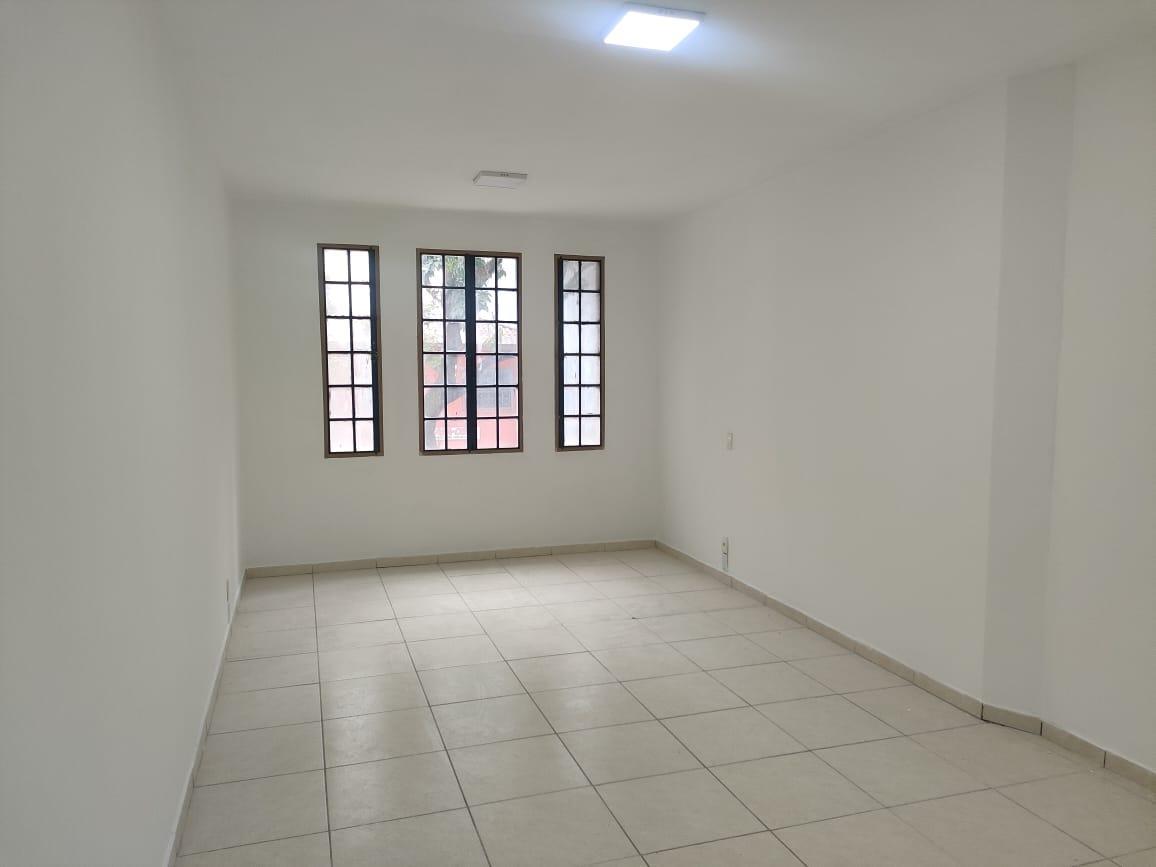 Sala, Centro