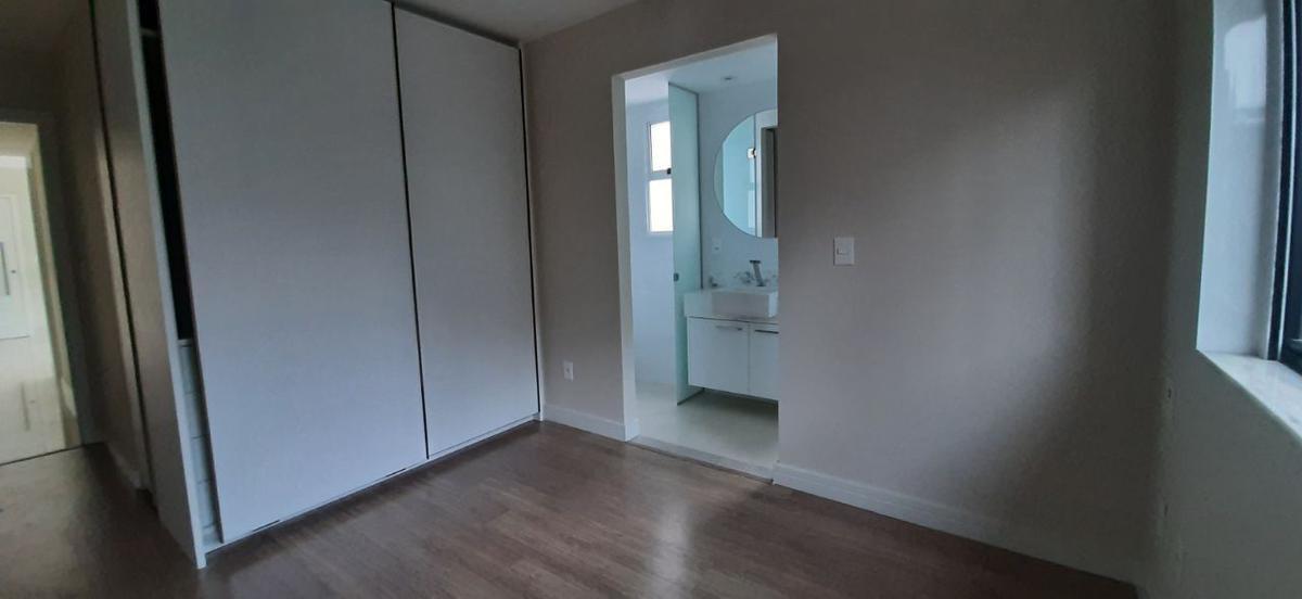 Apartamento, Funcionários, 2 Quartos, 2 Vagas, 2 Suítes
