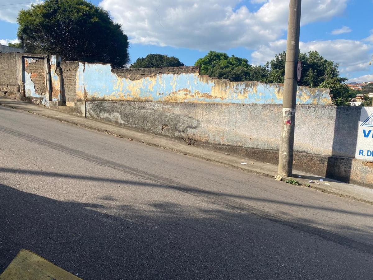 Lote, Centro, 0 Quarto, 0 Vaga