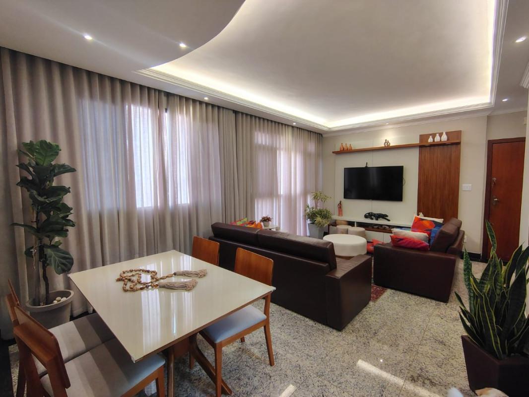 Apartamento, Barreiro, 4 Quartos, 2 Vagas, 1 Suíte